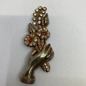 Vtg 1950 CORO ? gold tone spray hand 3 1/2" brooch